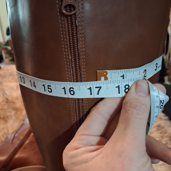 Brown/Tan Heeled Boots - Picture 6 of 8